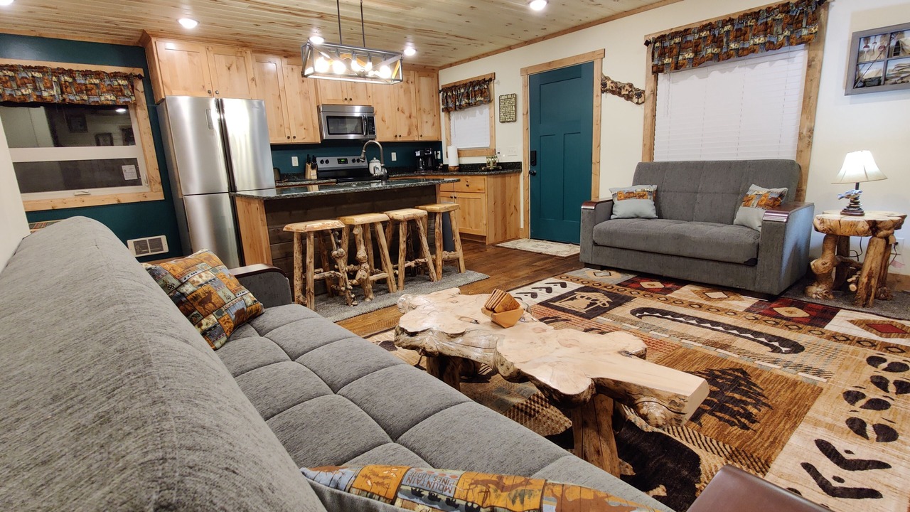 Photo of Livingroom in Island Park