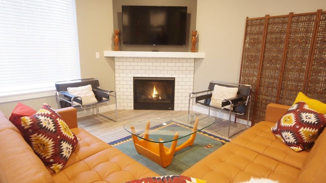 Photo of Livingroom in Parkland