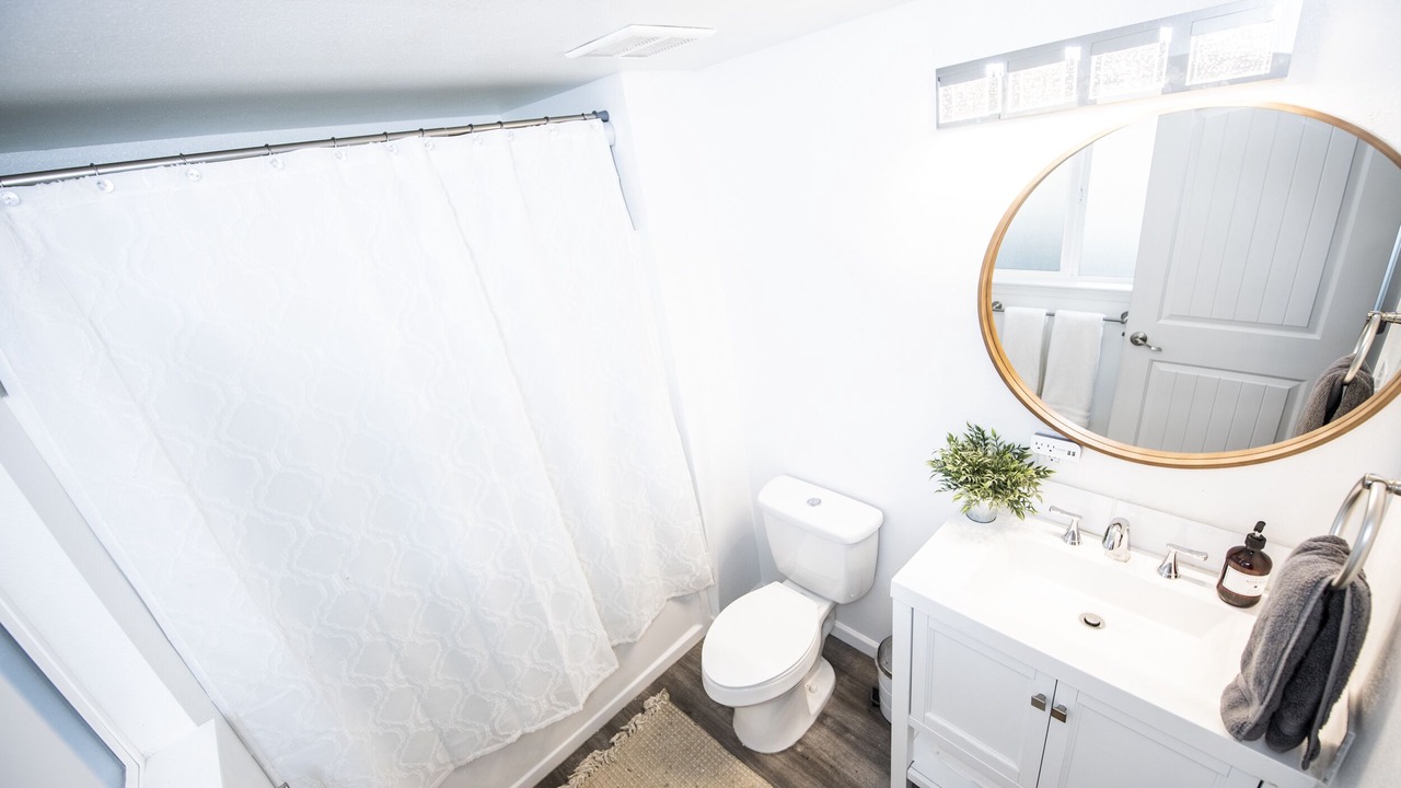 Photo of Bathroom in Marylhurst