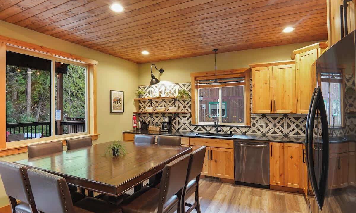 Photo of Kitchen in Glacier