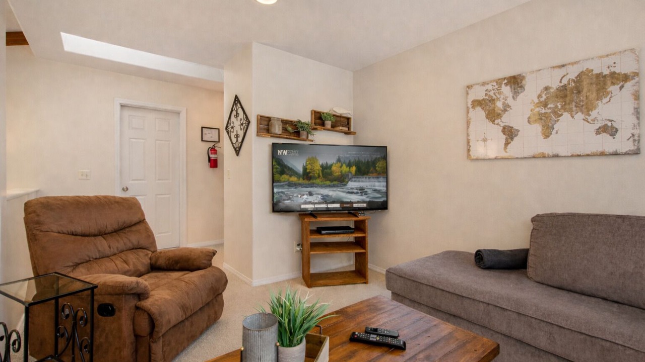 Photo of Bedroom in Leavenworth