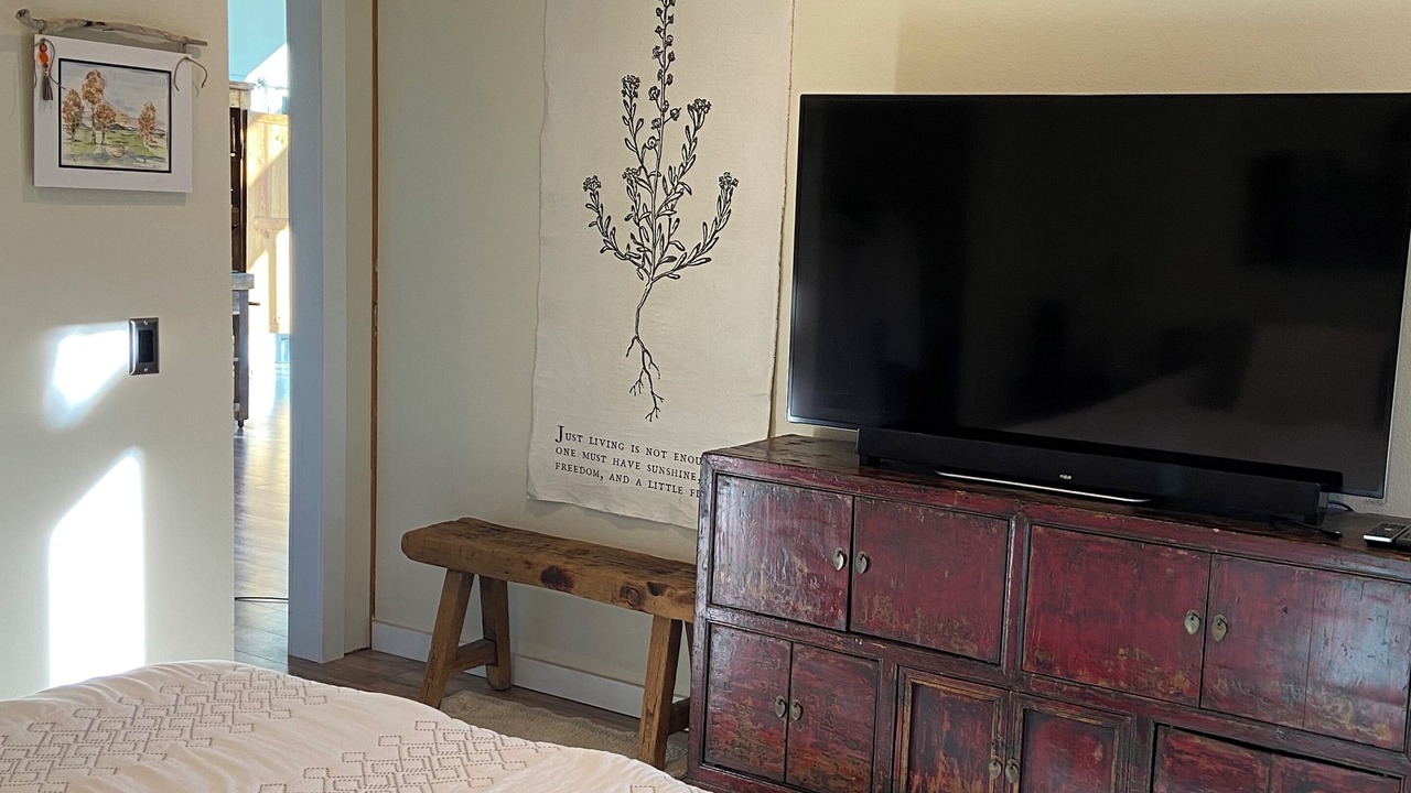 Photo of Bedroom in Lyle