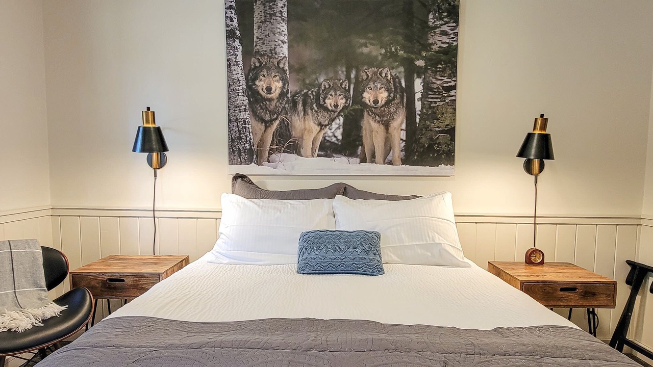 Photo of Bedroom in Mazama