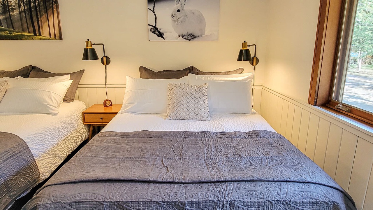 Photo of Bedroom in Mazama