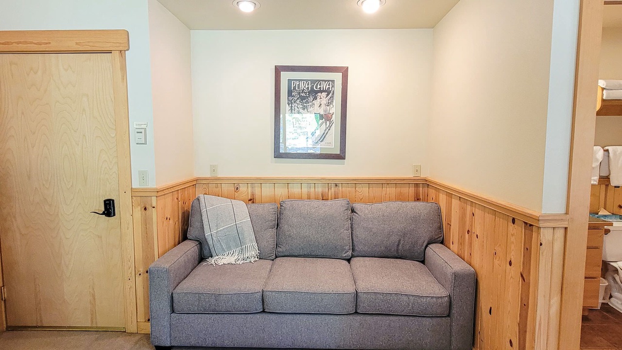 Photo of Livingroom in Mazama
