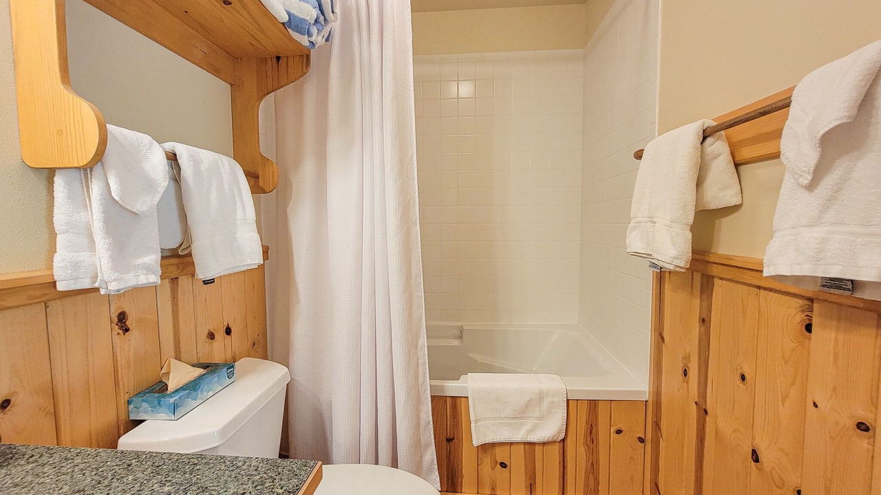 Photo of Bathroom in Mazama