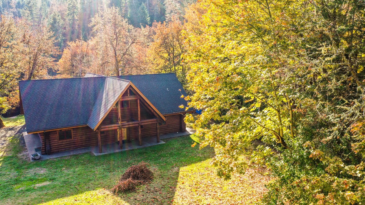 Photo of Outdoor in Roseburg