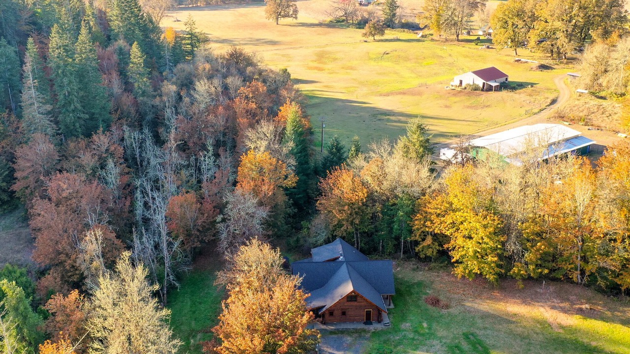 Photo of Outdoor in Roseburg