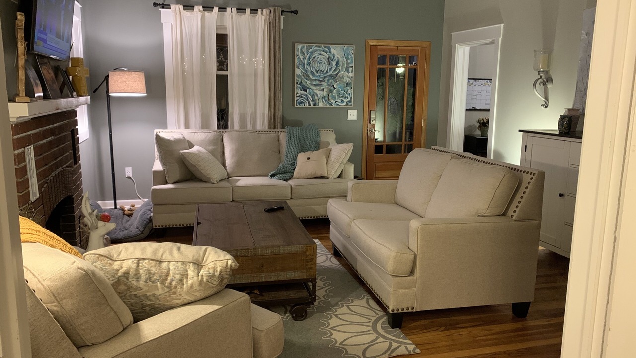 Photo of Livingroom in Garden District