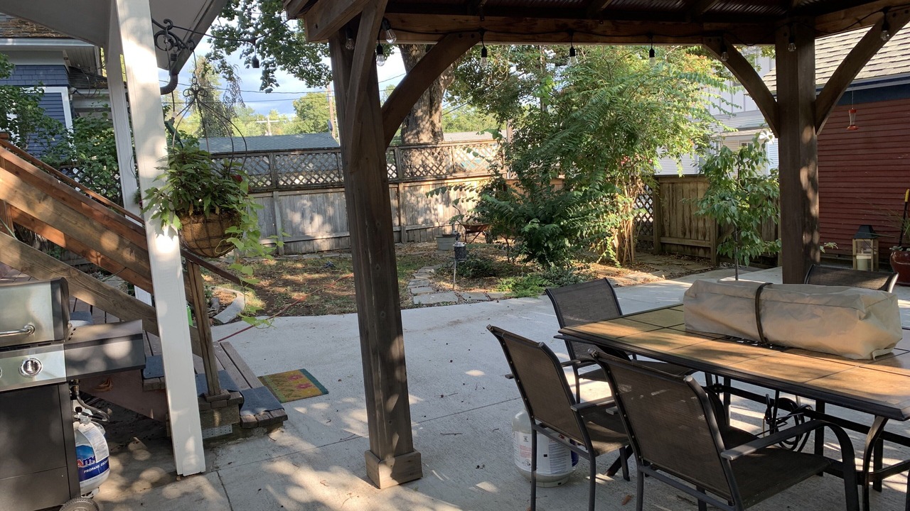 Photo of Outdoor in Garden District
