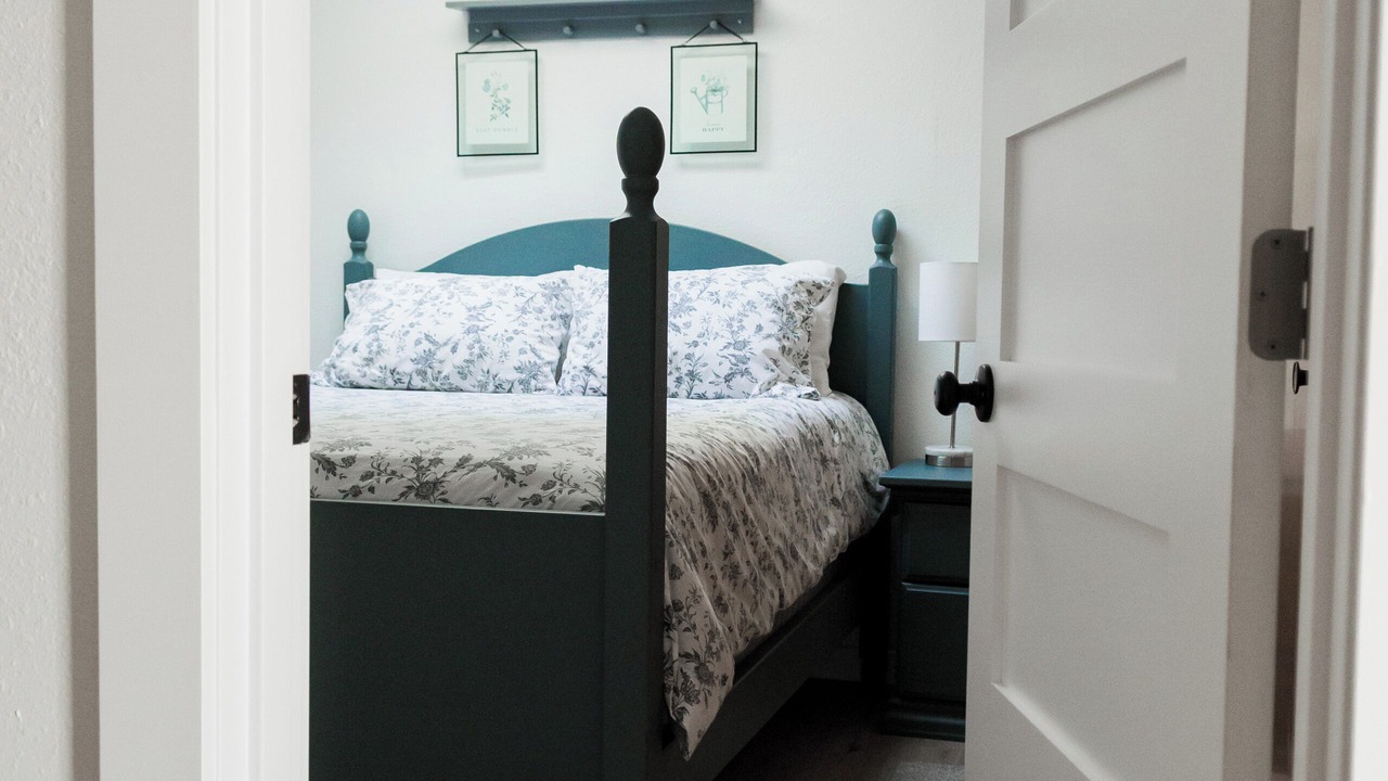 Photo of Bedroom in Anderson Island