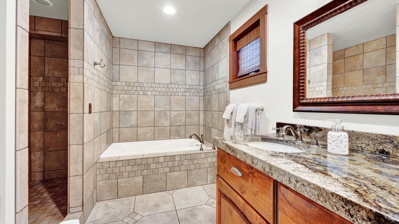 Photo of Bathroom in Harbor Village