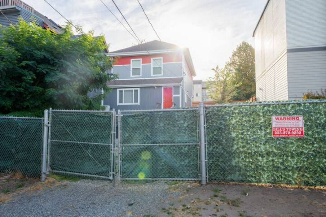 Photo of Outdoor in Hilltop