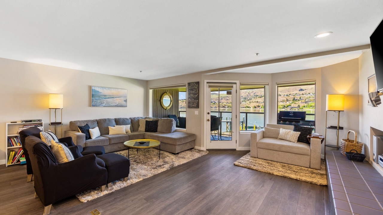 Photo of Livingroom in Chelan