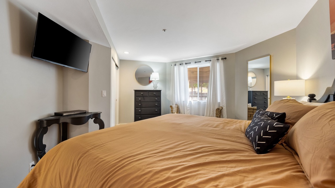 Photo of Bedroom in Chelan