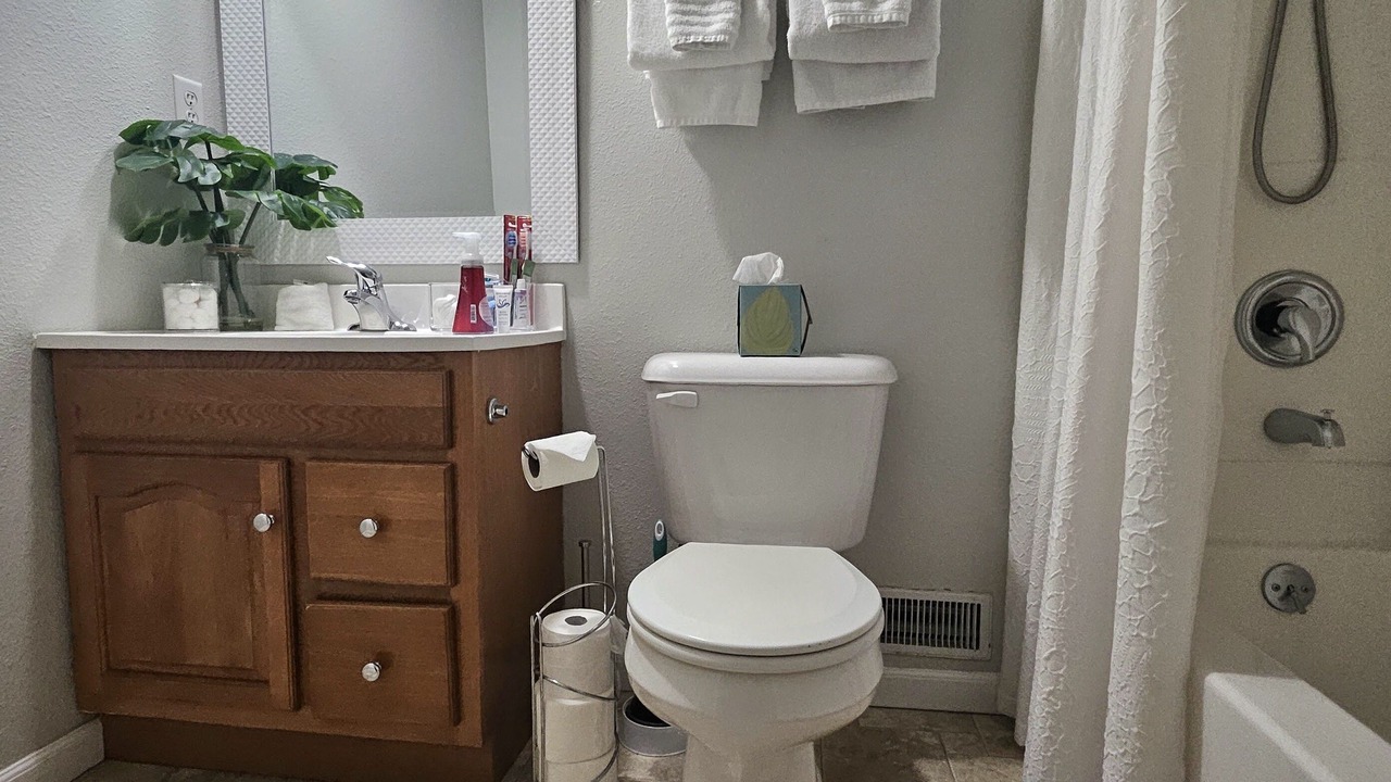 Photo of Bathroom in Roseburg