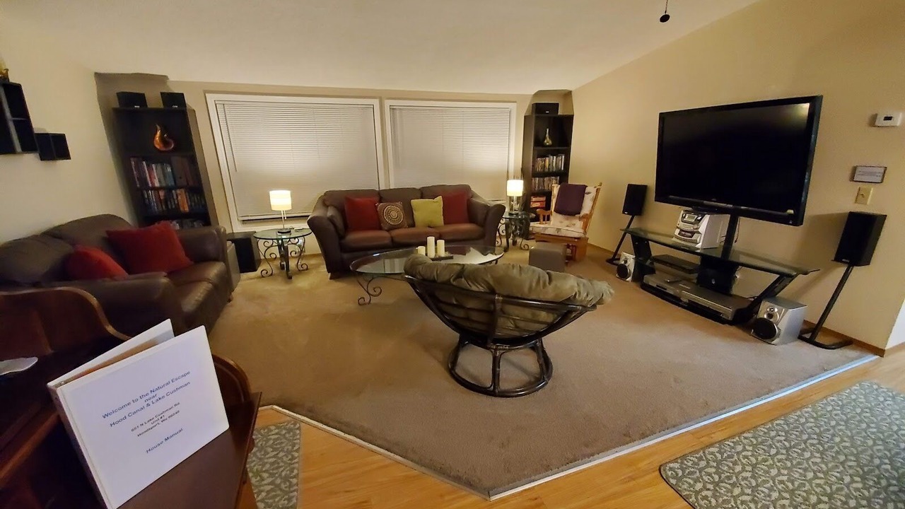 Photo of Livingroom in Hoodsport