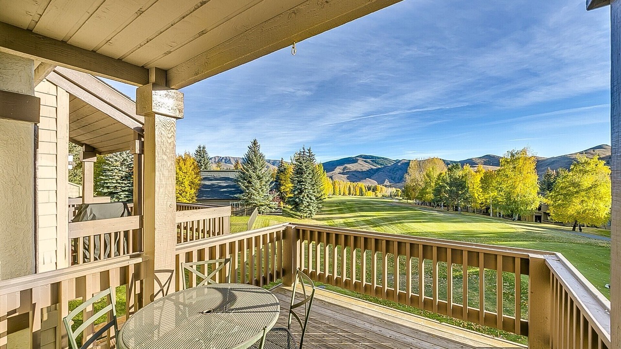 Photo of Outdoor in Elkhorn Village