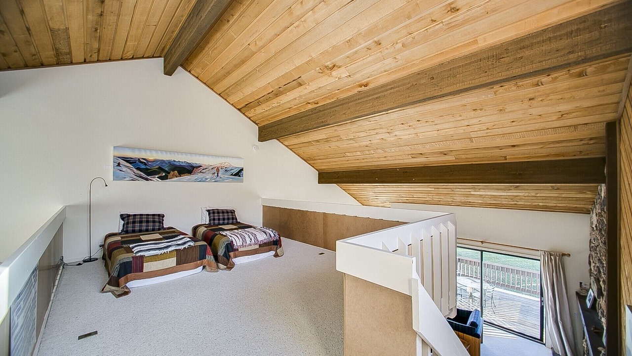 Photo of Bedroom in Elkhorn Village
