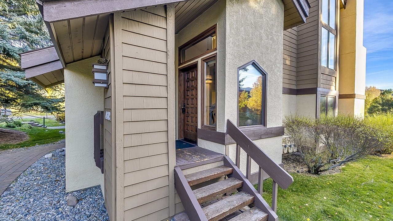Photo of Outdoor in Elkhorn Village