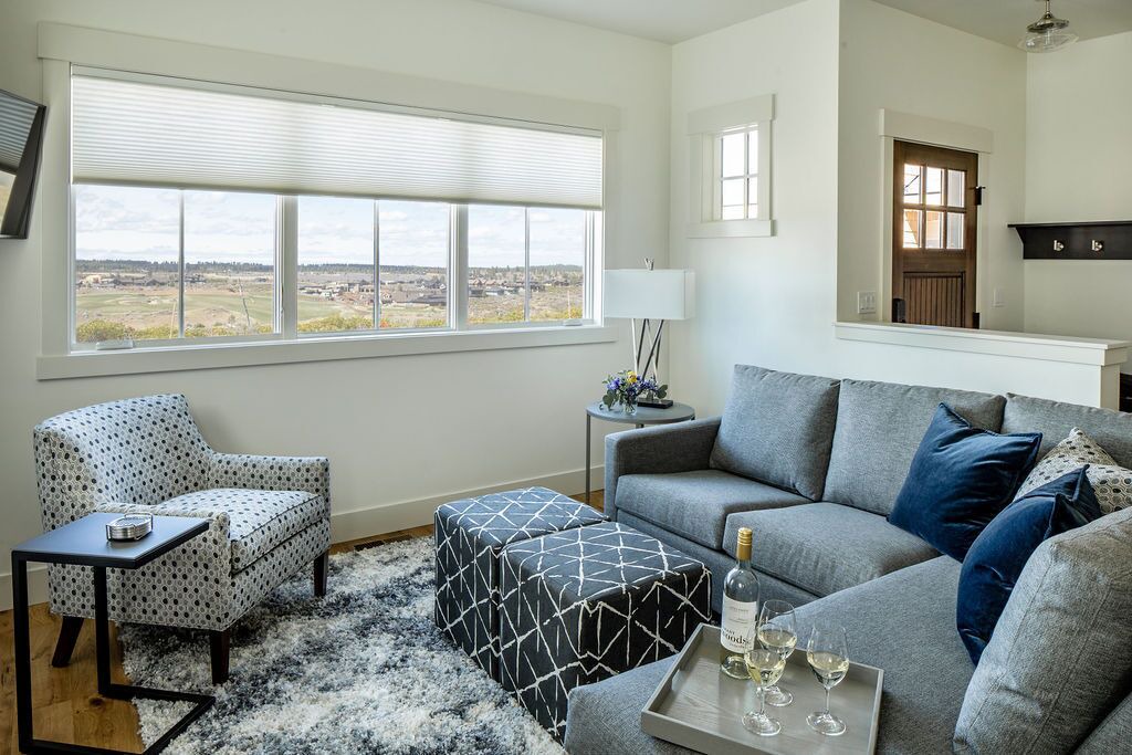 Photo of Livingroom in Bend