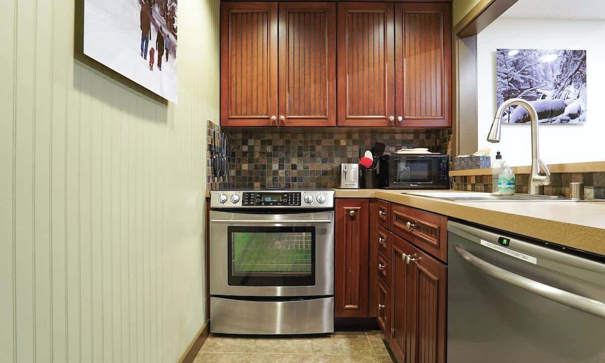 Photo of Kitchen in Glacier
