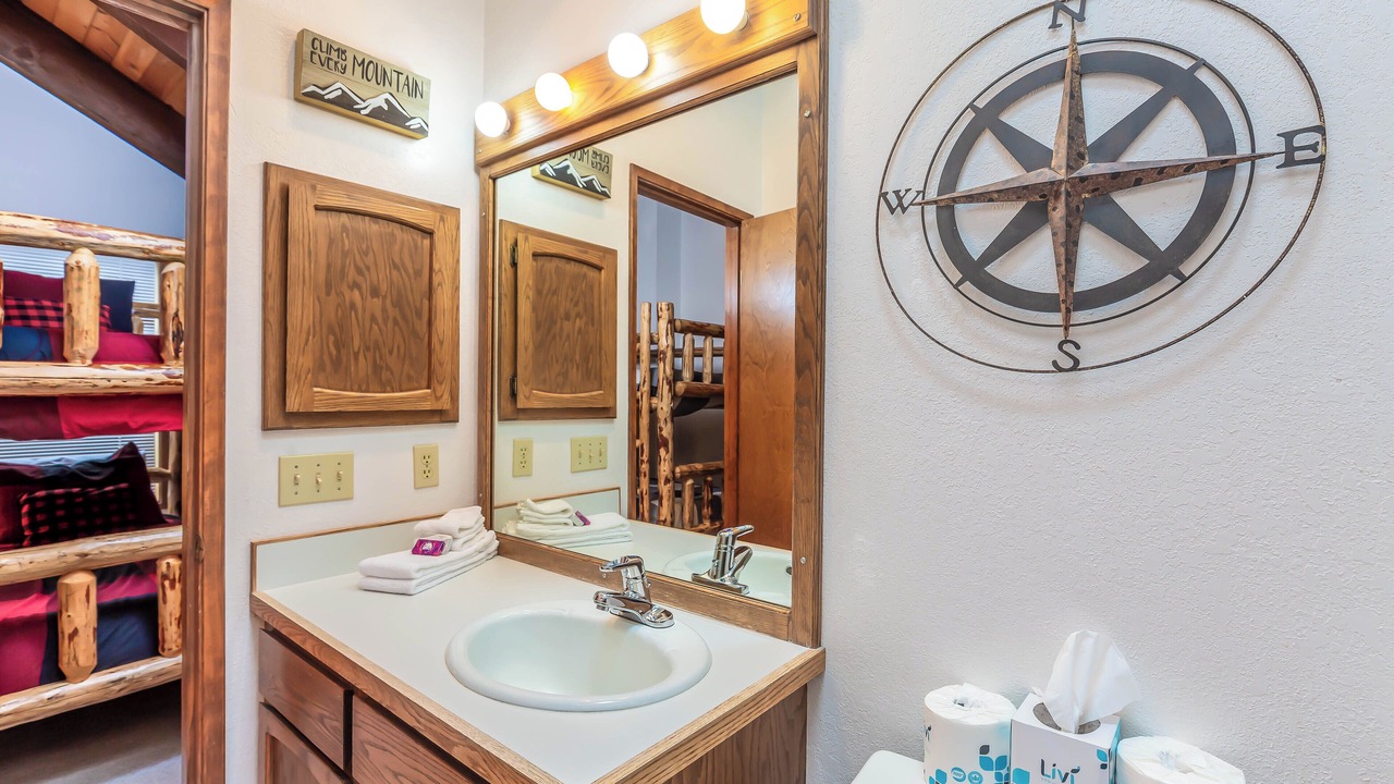 Photo of Bathroom in Sunriver