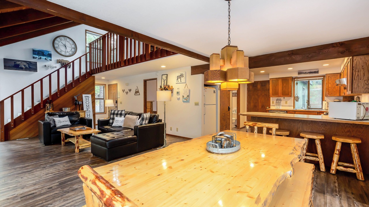 Photo of Bedroom in Sunriver