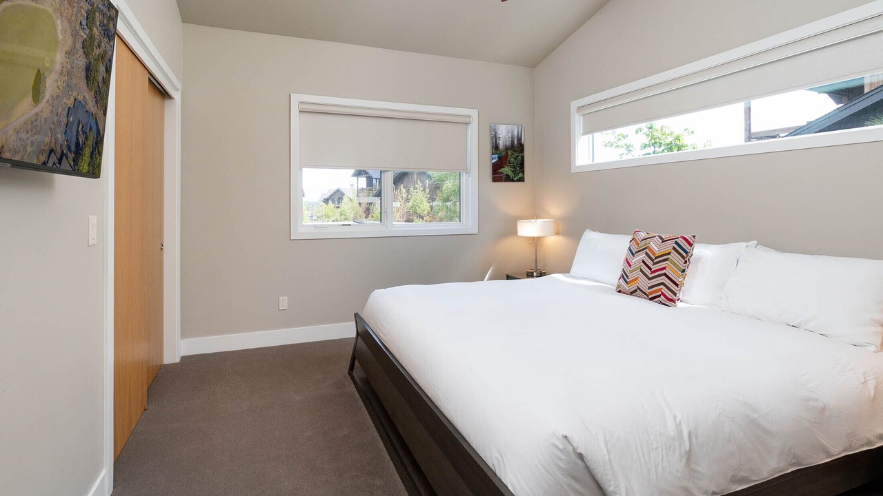 Photo of Bedroom in Bend