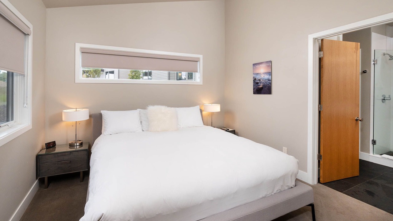 Photo of Bedroom in Bend