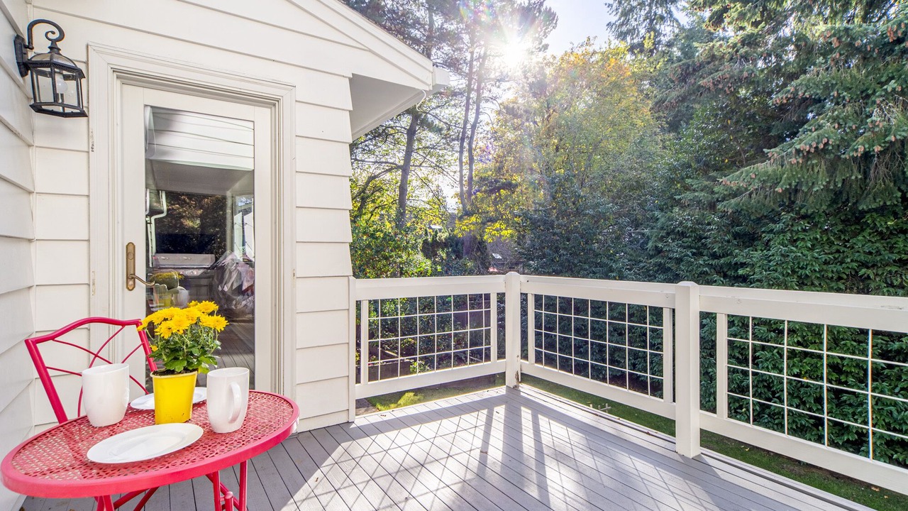Photo of Outdoor in Lake Grove