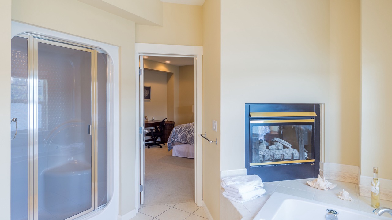 Photo of Bedroom in Port Ludlow