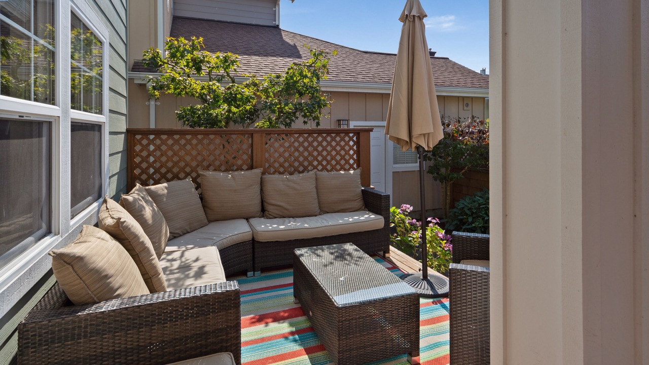 Photo of Patio Balcony in Port Ludlow