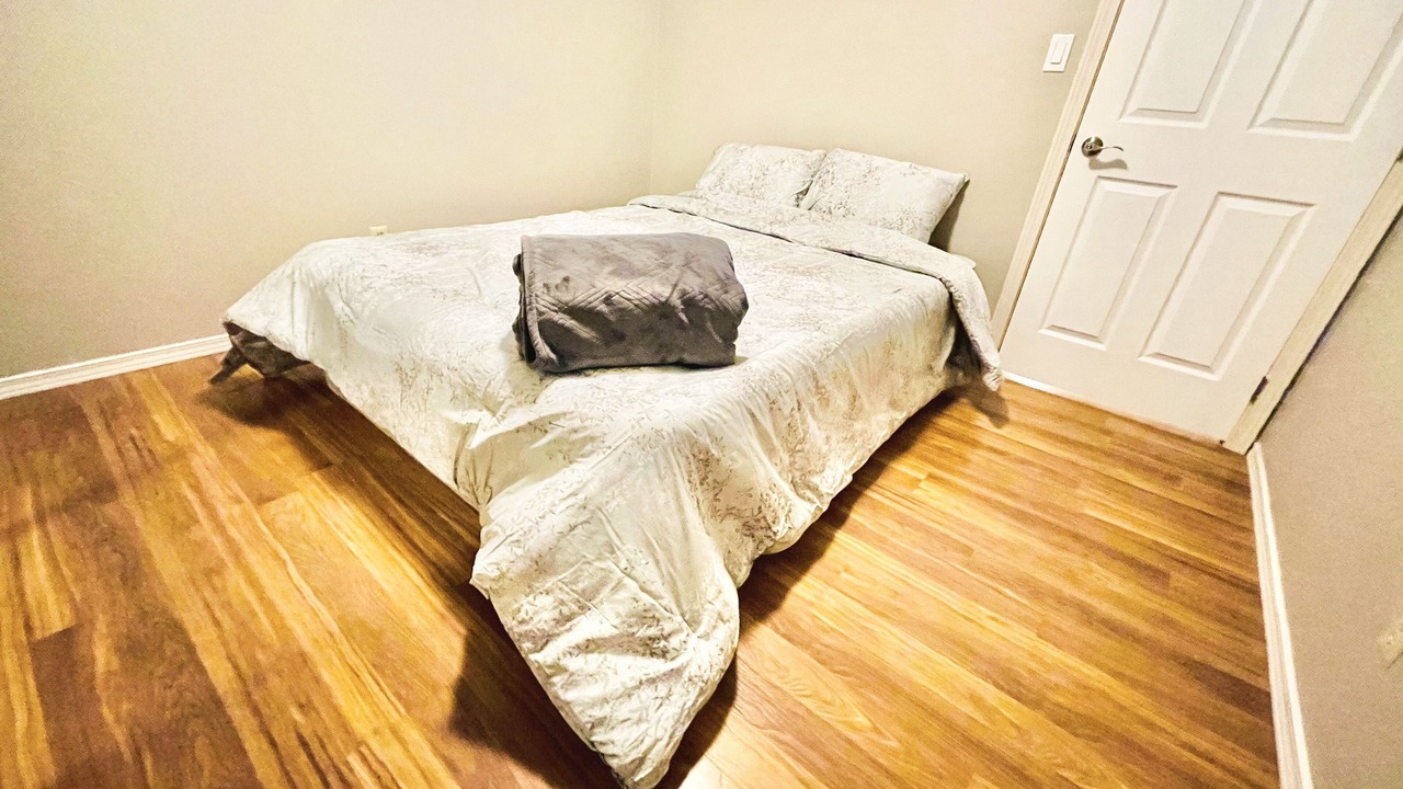 Photo of Bedroom in Quail Ridge