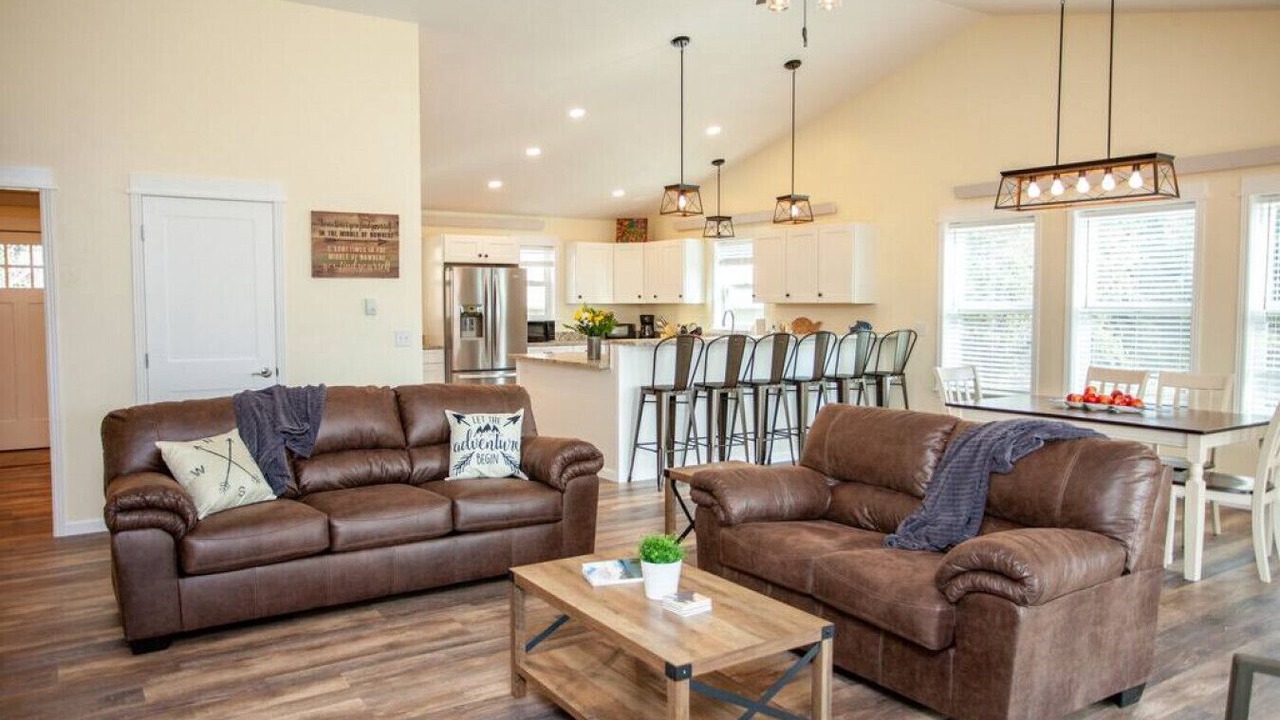 Photo of Livingroom in Livingston