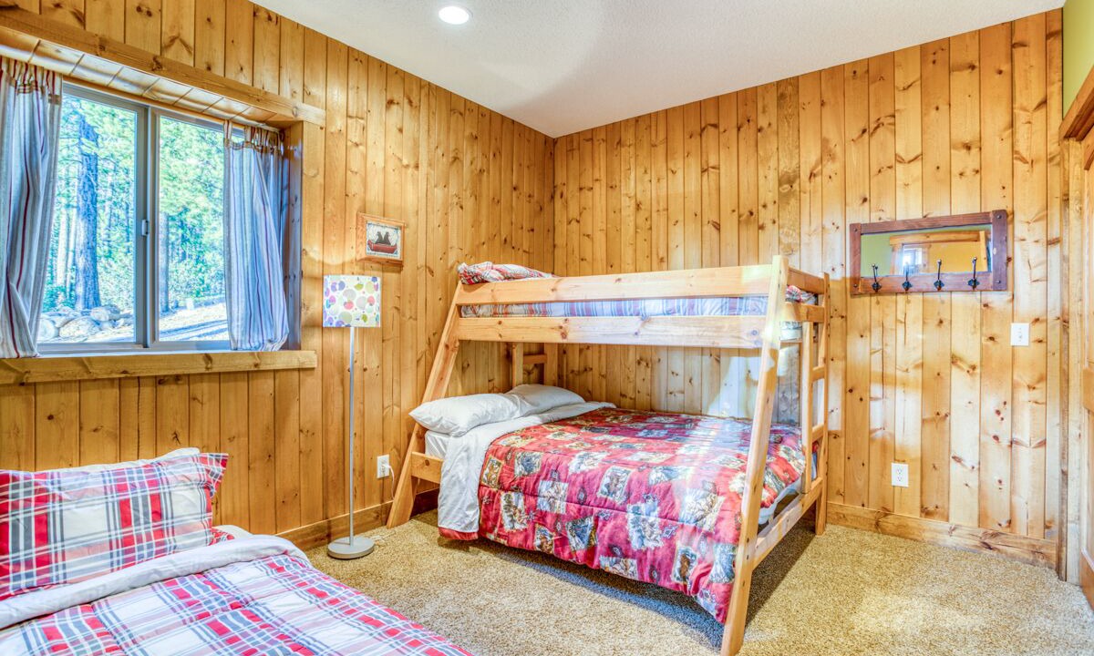 Photo of Bedroom in Crescent