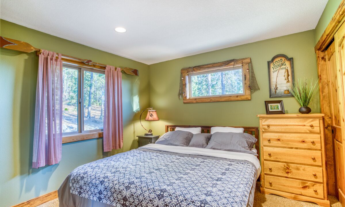Photo of Bedroom in Crescent