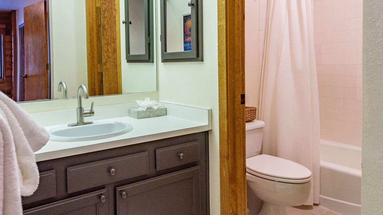 Photo of Bathroom in Elkhorn Village