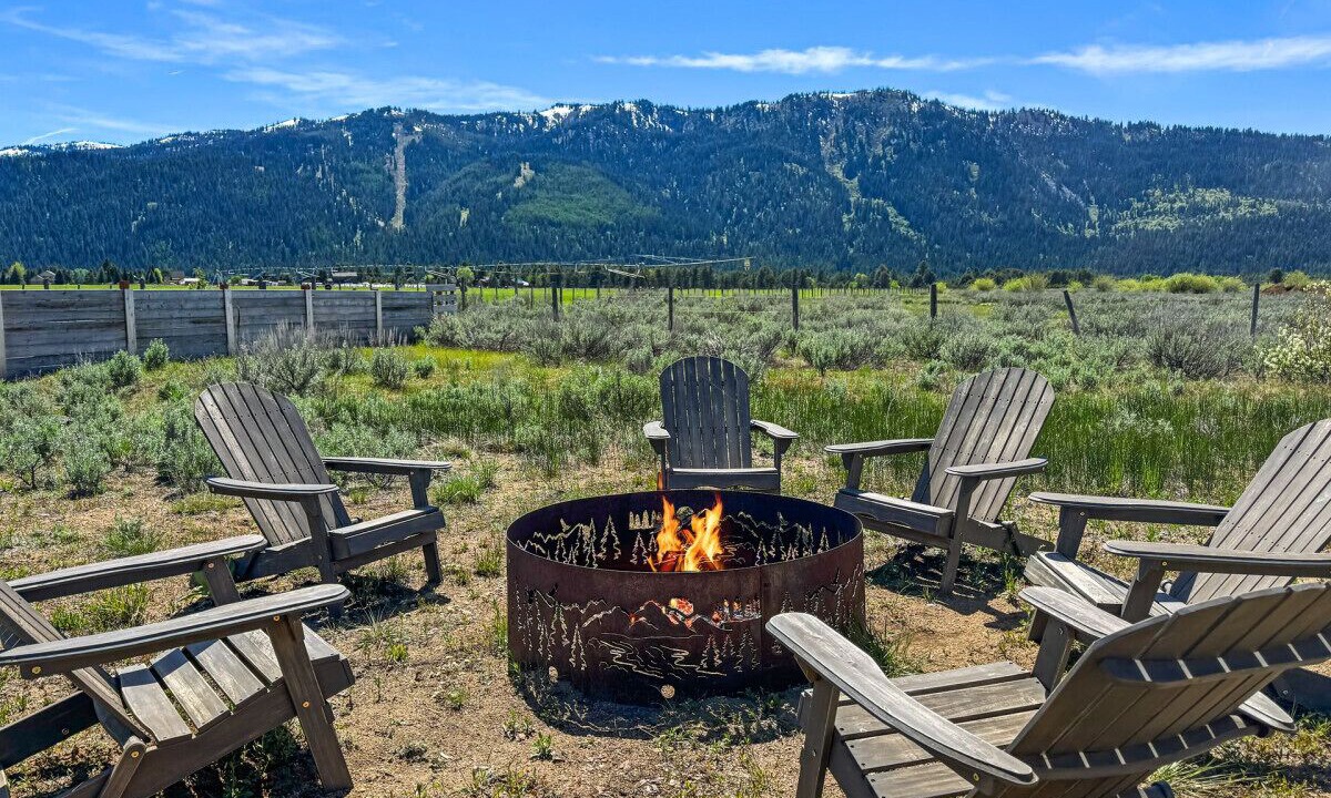 Photo of Outdoor in Donnelly