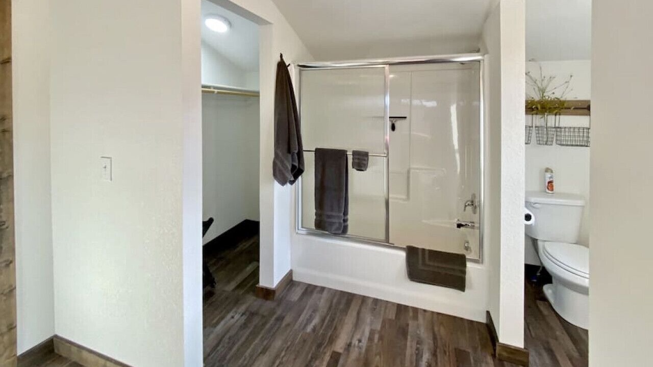 Photo of Bathroom in Donnelly