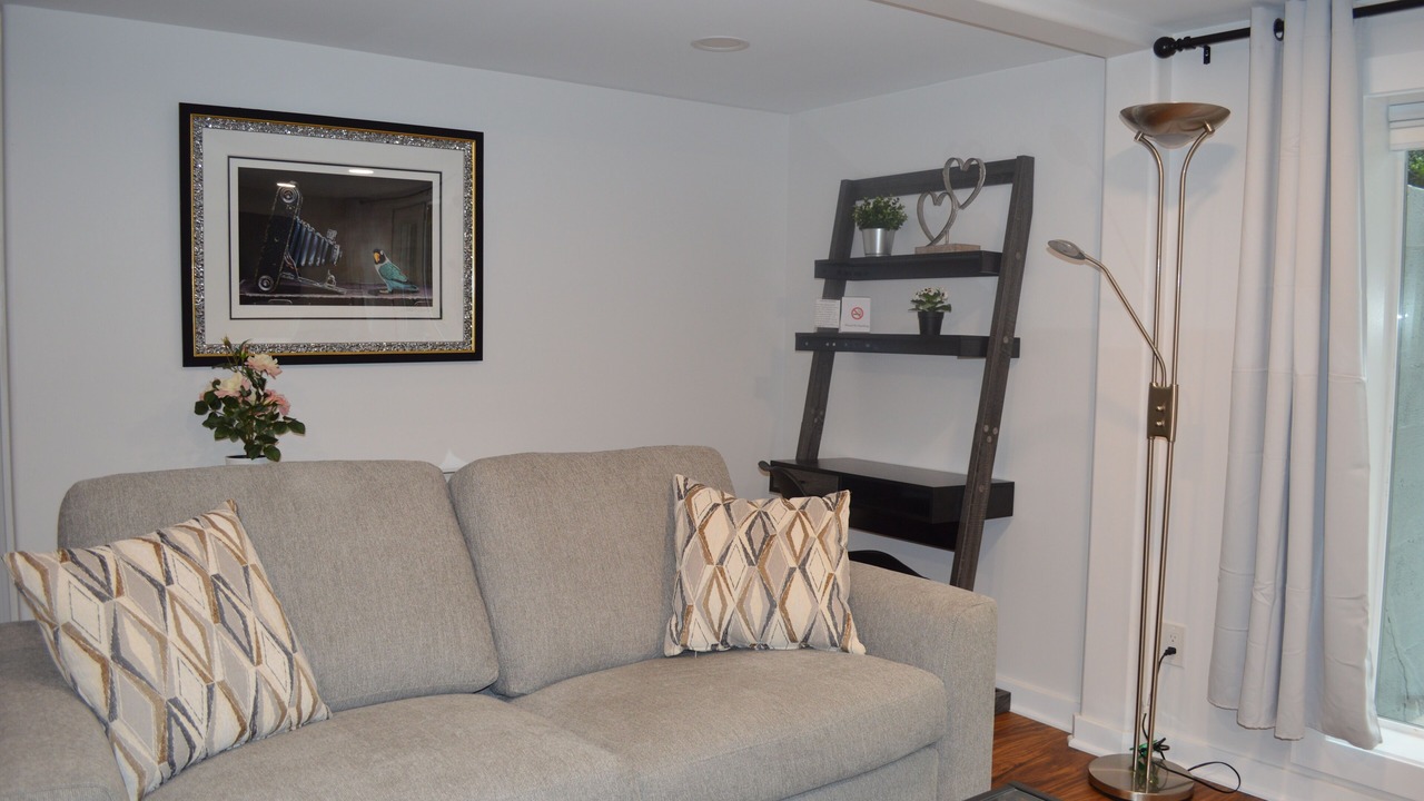 Photo of Livingroom in Crown Hill