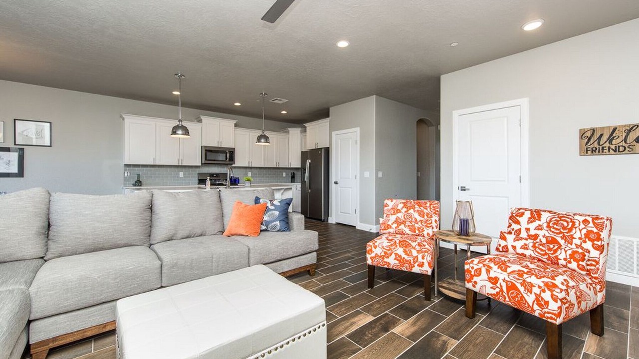 Photo of Livingroom in Hurricane