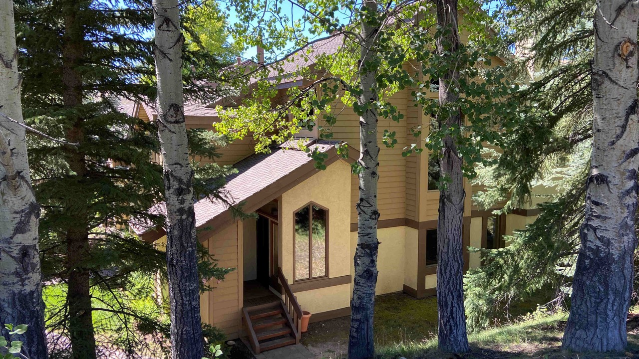 Photo of Outdoor in Elkhorn Village