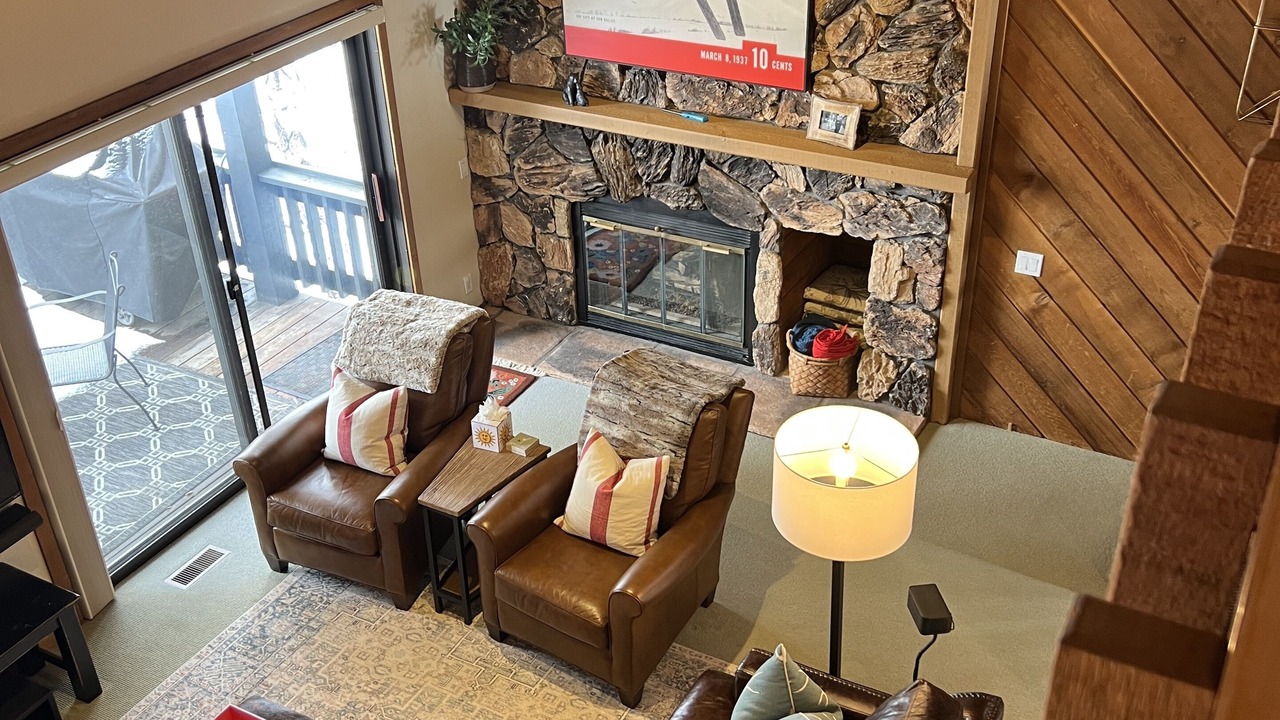 Photo of Livingroom in Elkhorn Village