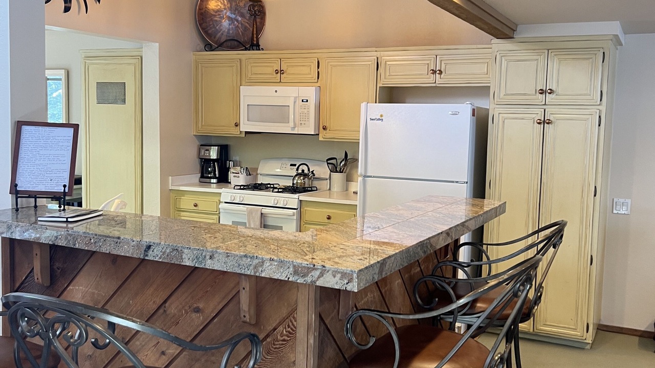 Photo of Kitchen in Elkhorn Village