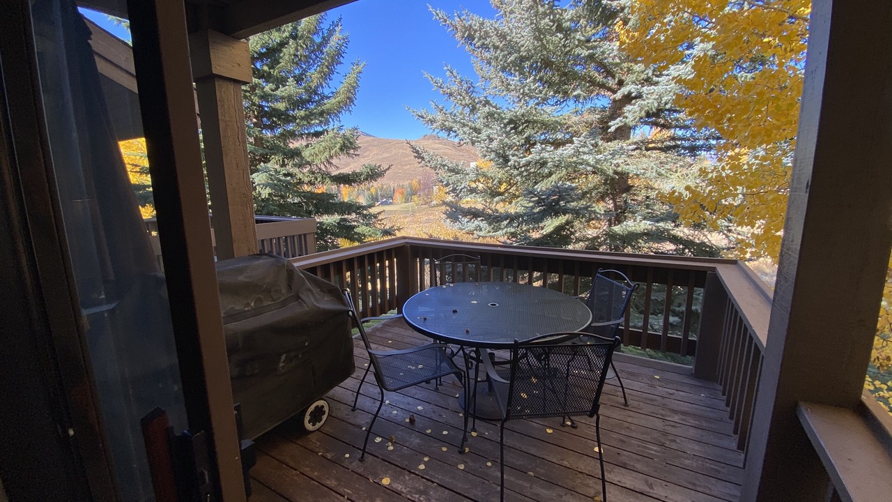Photo of Outdoor in Elkhorn Village