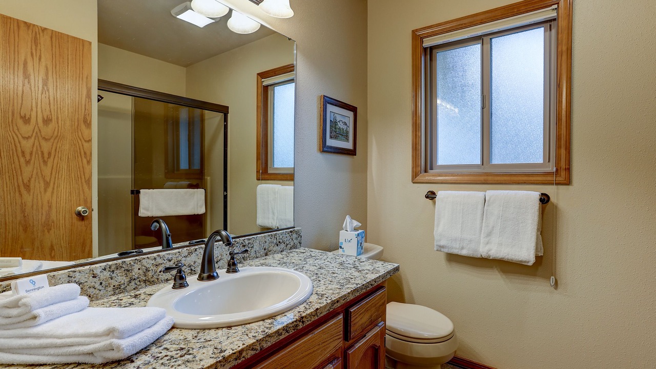 Photo of Bathroom in Sunriver