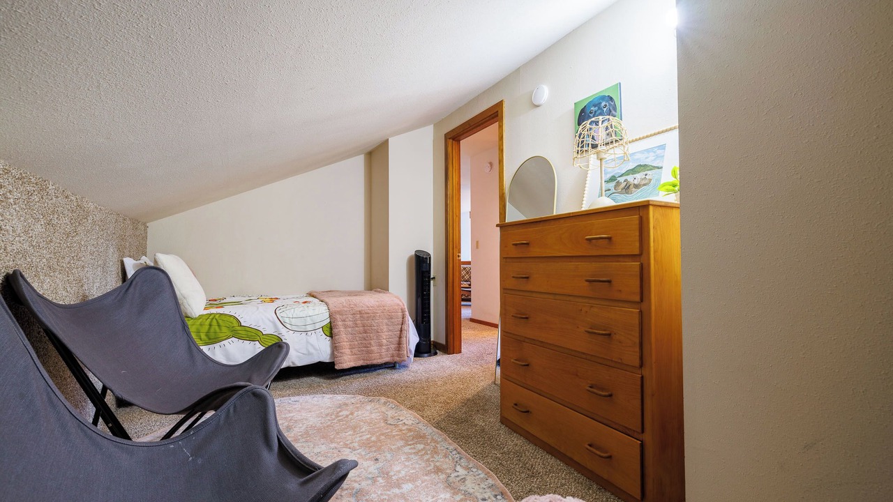 Photo of Bedroom in Black Butte Ranch
