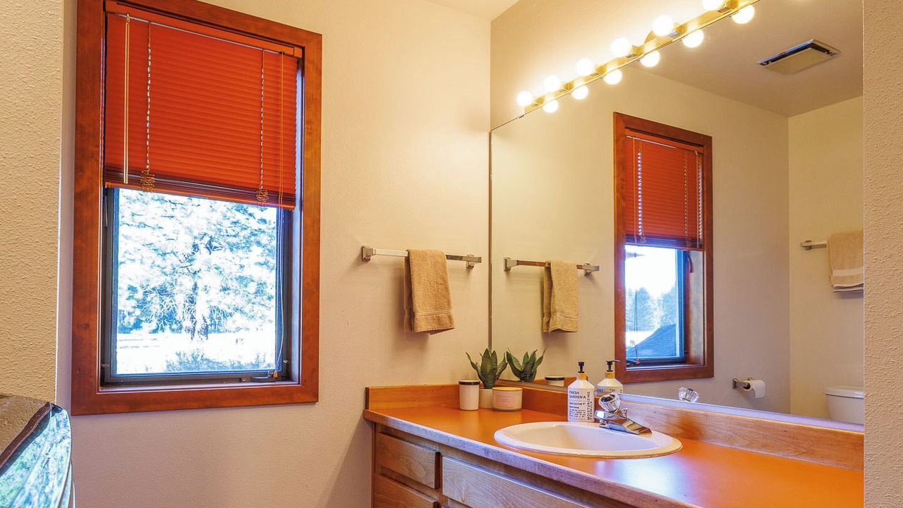 Photo of Bathroom in Black Butte Ranch