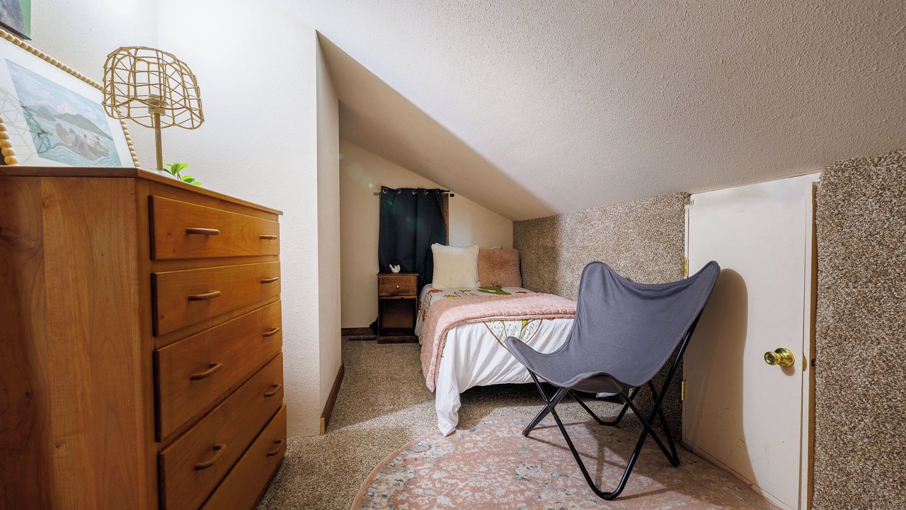 Photo of Bedroom in Black Butte Ranch